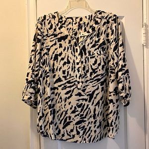 NYDJ- Three Quarter Sleeve Printed Pintucked Back Blouse - NWT 1X